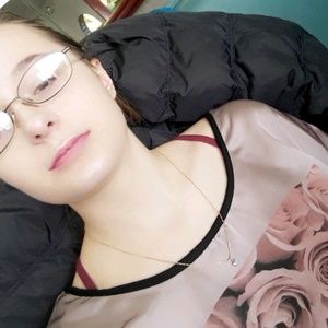 Meet your Posher, Lilly